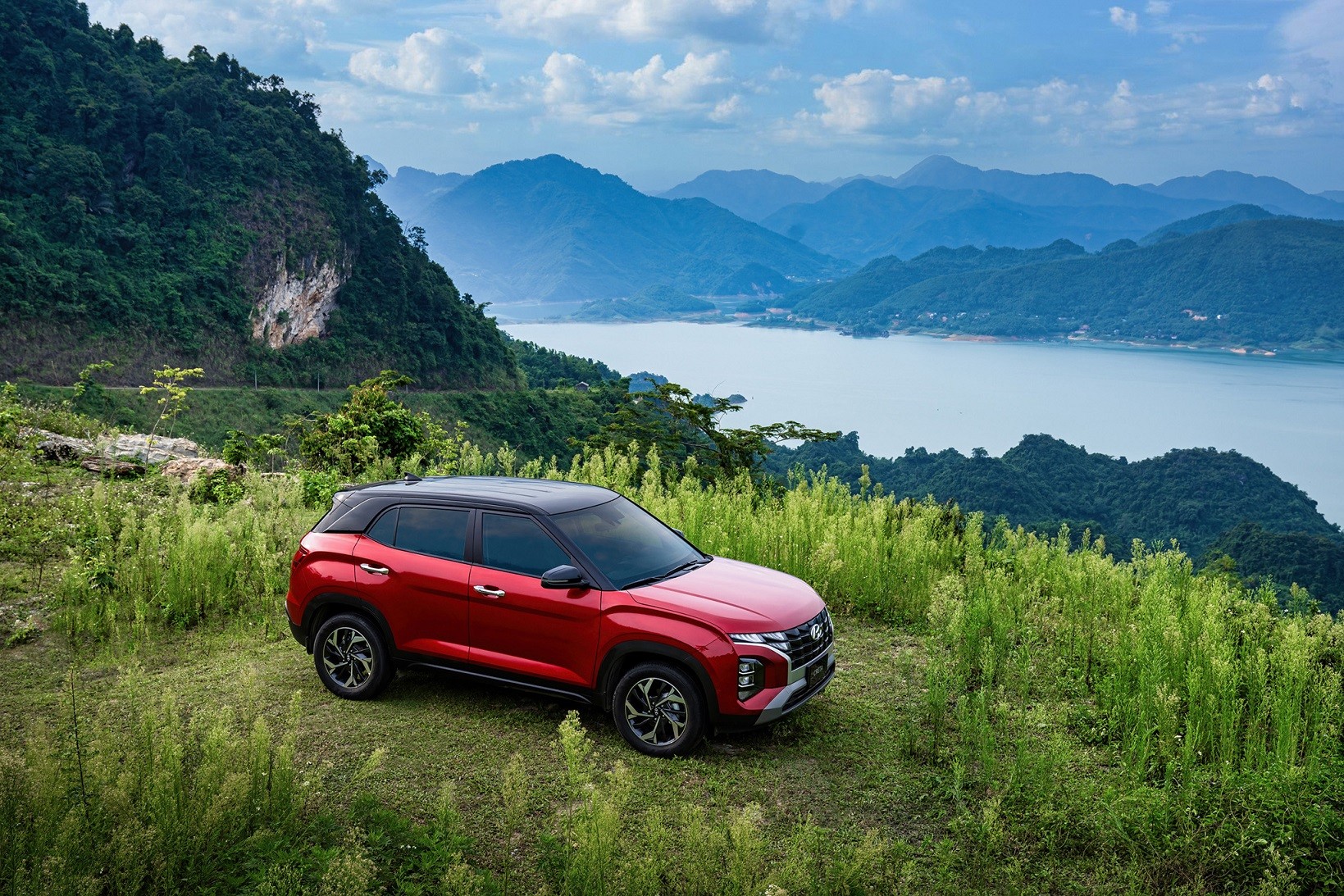 Hyundai Creta - lựa chọn đi phố thay Kona